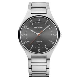 Bering Titanium férfi karóra Ø 39 mm Típus: 11739-772