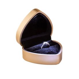   13500-05B - Ledino szív alakú gyűrűs doboz Led világítással