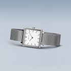 Bering Classic női karóra Ø 33 x 26 mm Típus: 18226-004