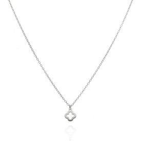 - Ezüst nyaklánc medállal Hossz: 42 - 45 cm