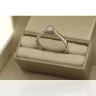 R217739 -Briliáns kővel díszített női arany gyűrű